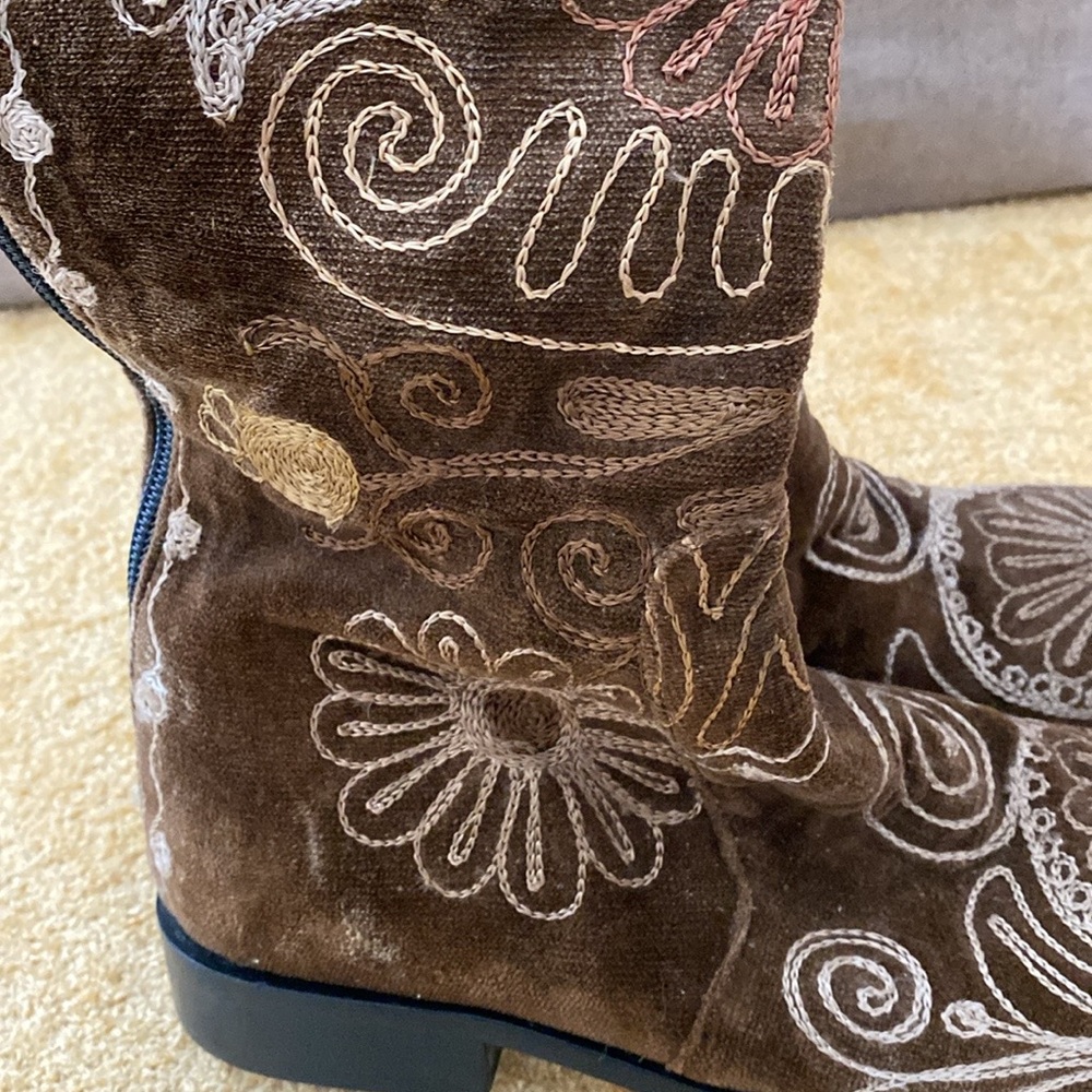 Embroidered Brown Suede Knee-High Boots - Women - Picture 6 of 16